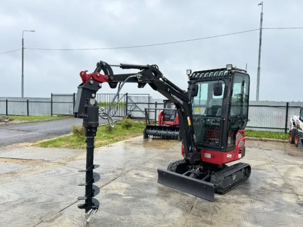 Мини экскаватор QUADTRAC EX22U PRO