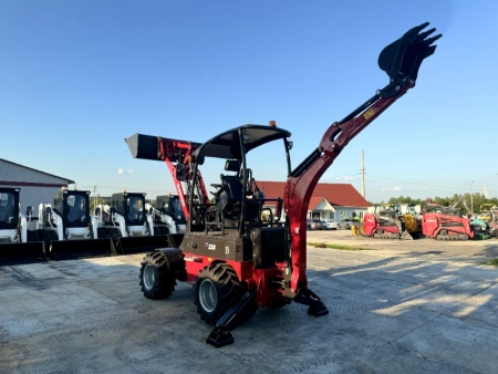 Мини-экскаватор-погрузчик QUADTRAC XN228