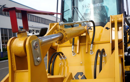 Фронтальный погрузчик LG938