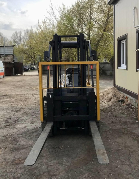 Дизельный вилочный погрузчик MITSUBI FD30