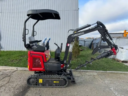 Мини экскаватор QUADTRAC E13PRO