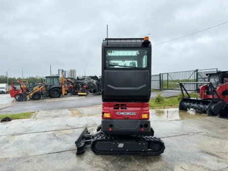 Мини экскаватор QUADTRAC EX22U PRO