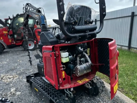 Мини экскаватор QUADTRAC E13PRO
