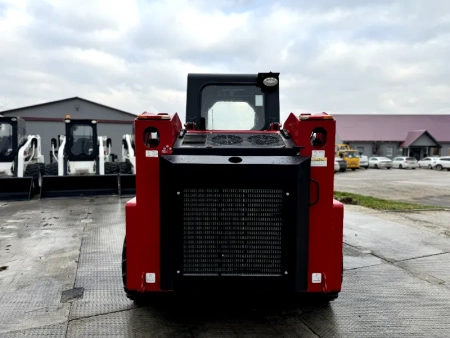 Погрузчик с бортовым поворотом QUADTRAC SSL95J
