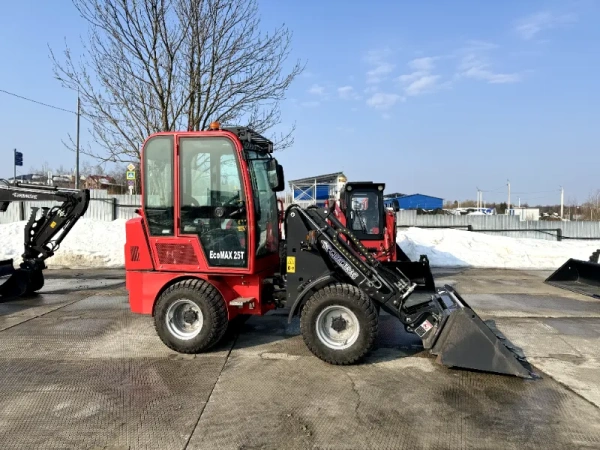 Электрический погрузчик QUADTRAC EcoMax25T