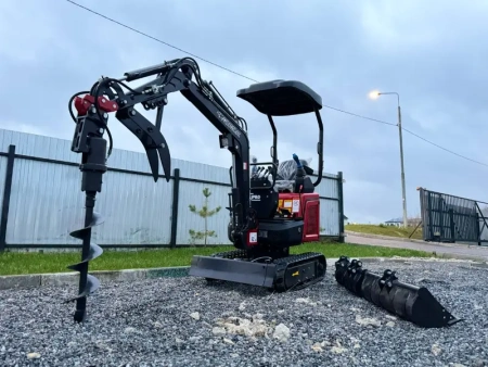 Мини экскаватор QUADTRAC E13PRO