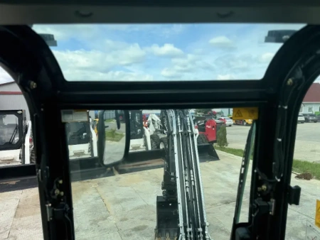 Мини экскаватор QUADTRAC EX40 PRO