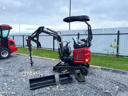 Мини экскаватор QUADTRAC E13PRO