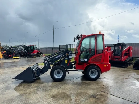 Мини погрузчик QUADTRAC WL40T EVO